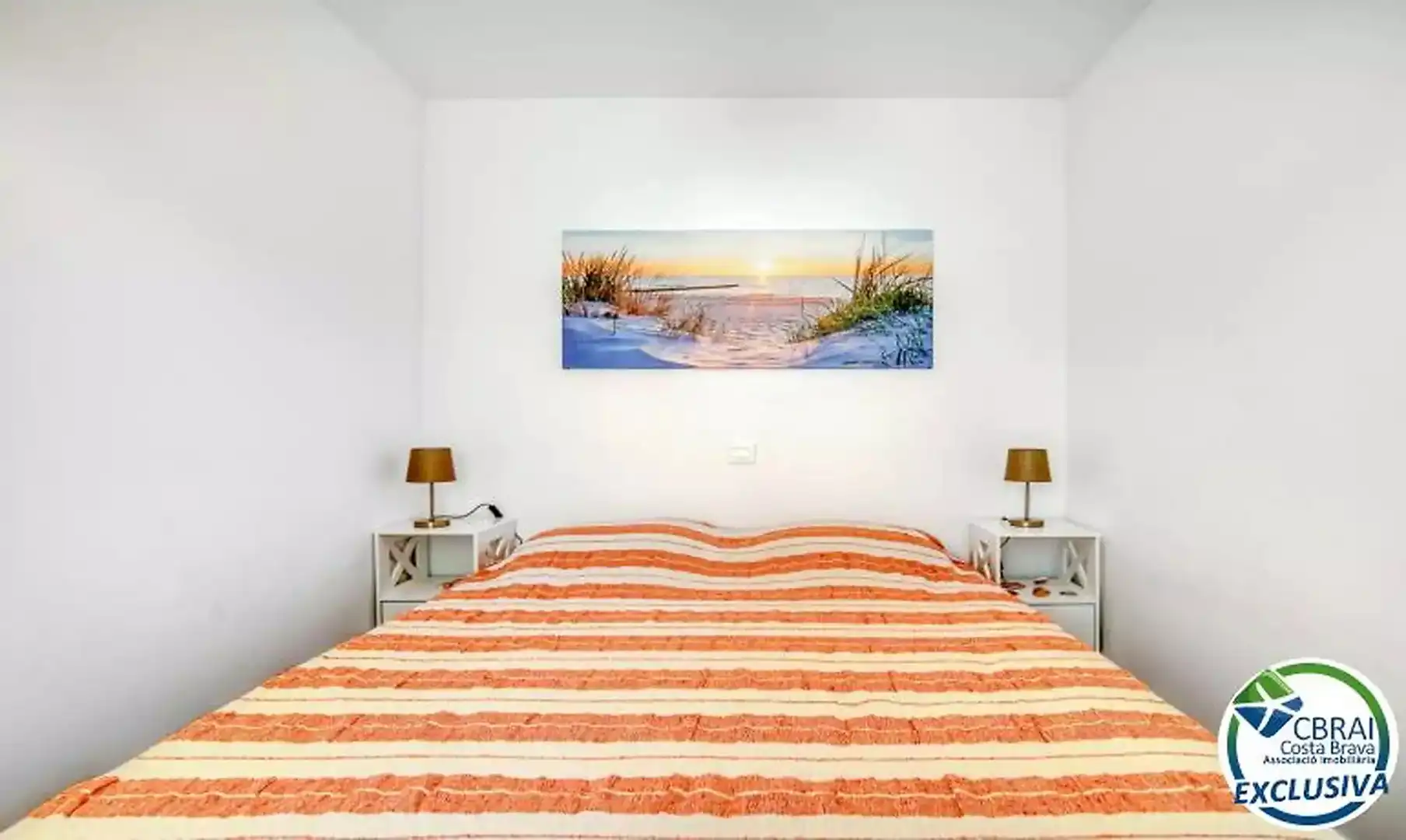 Schlafzimmer von Wohnung zum Verkauf in Roses mit Klimaanlage, Heizung und Terrasse