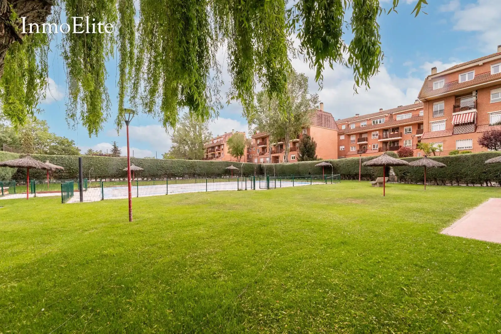 Garden of Flat for sale in Las Rozas de Madrid  with Air Conditioner, Heating and Parquet flooring