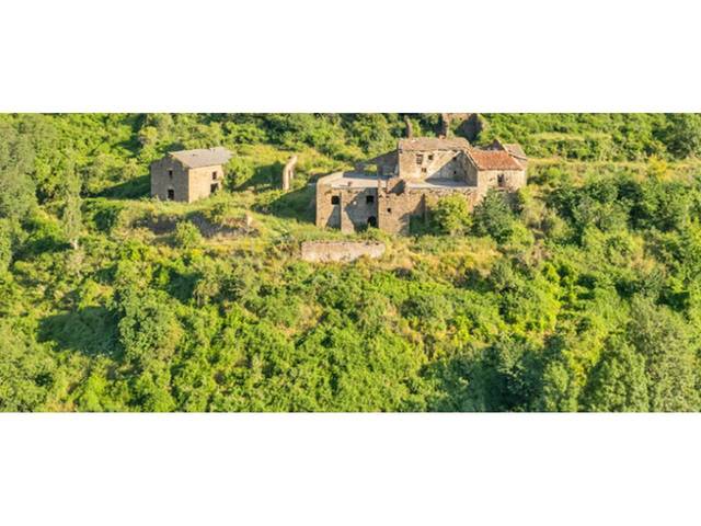 Casa-chalet en Venta en Toses