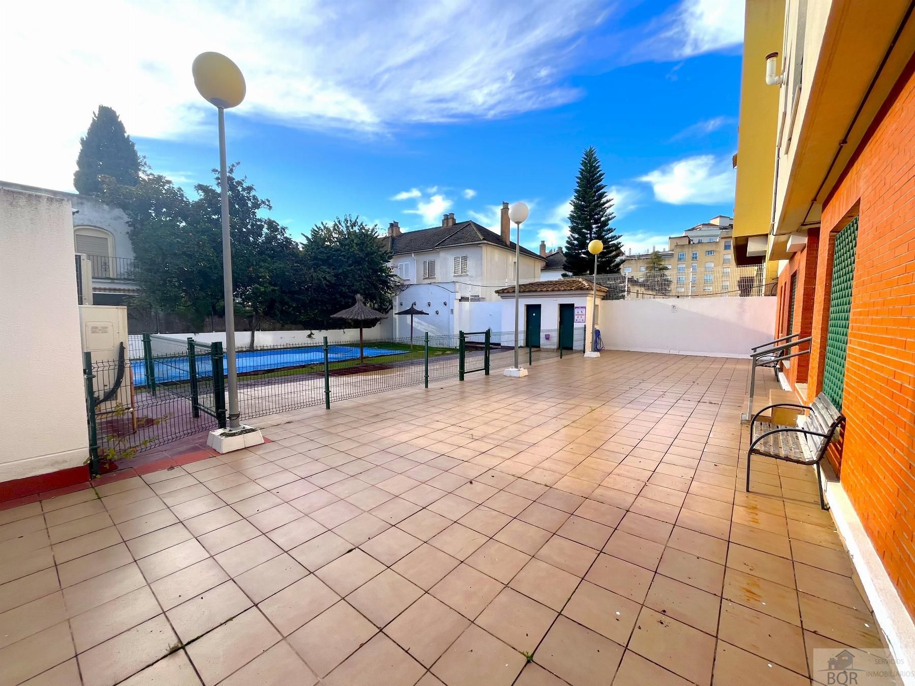 Exterior view of Flat to rent in Jerez de la Frontera  with Air Conditioner, Heating and Community pool