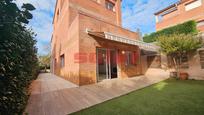 Exterior view of Single-family semi-detached to rent in Sant Cugat del Vallès  with Terrace and Balcony