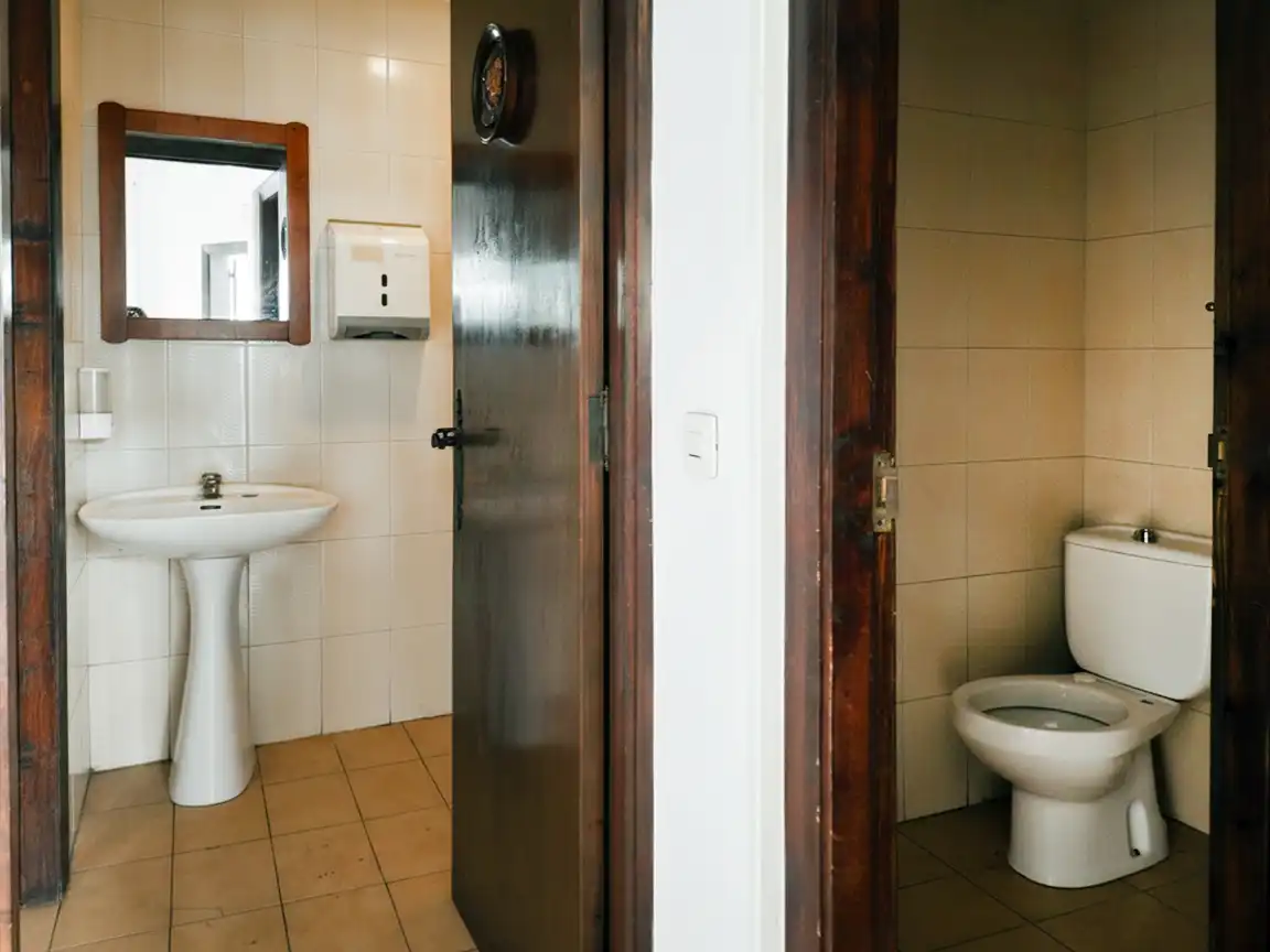 Gewerbefläche zum Verkauf in Ronda Nelle 7, imagen 6