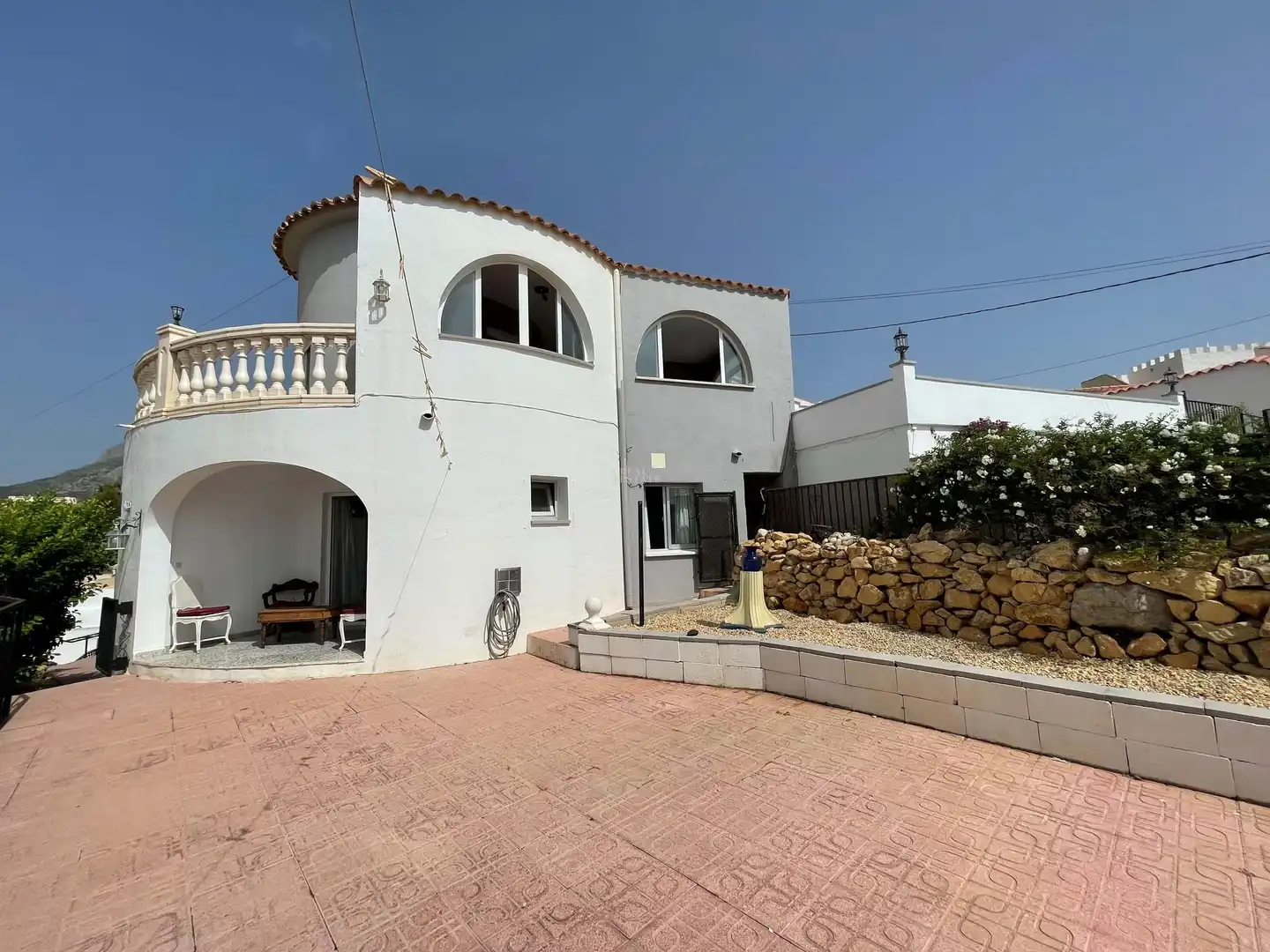 Casa amb piscina en venda a Carrer Panama, imagen 2