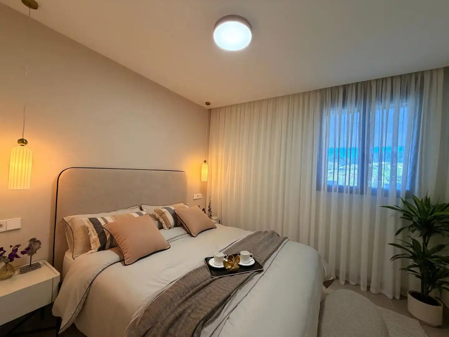 Bedroom of Flat for sale in Estepona  with Air Conditioner, Heating and Terrace
