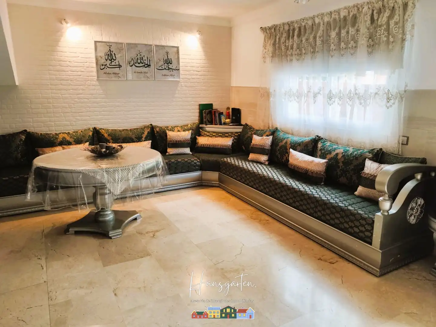 Sala d'estar de Dúplex en venda en San Bartolomé de Tirajana amb Aire condicionat, Terrassa i Traster