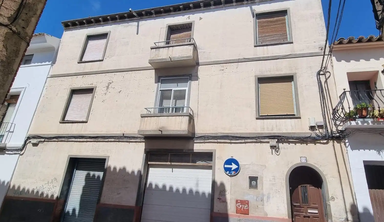 Vista exterior de Casa o xalet en venda en Épila amb Calefacció i Terrassa