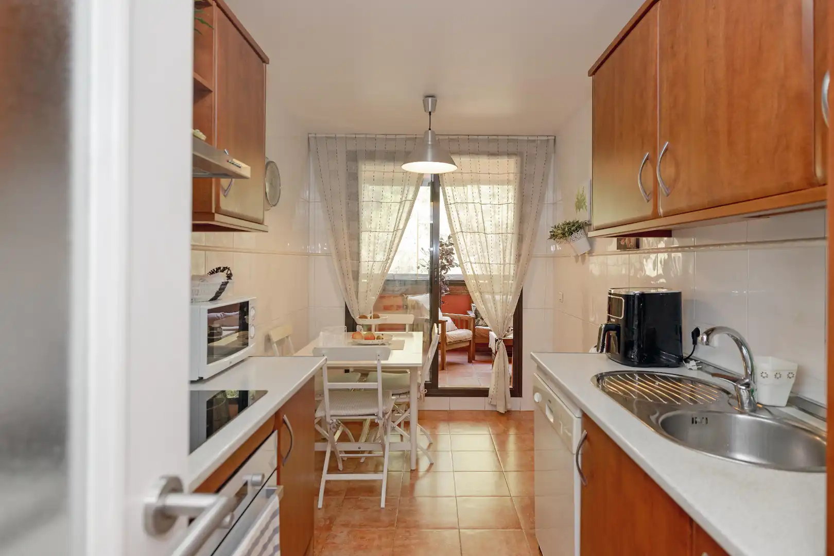Kitchen of Flat for sale in Marbella  with Air Conditioner, Heating and Terrace