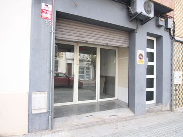 Locale commerciale in affitto a Passeig del Progrés 46