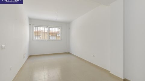 Photo 4 of Flat for sale in Calle Periodista Mesa León, Pinos Puente, Granada