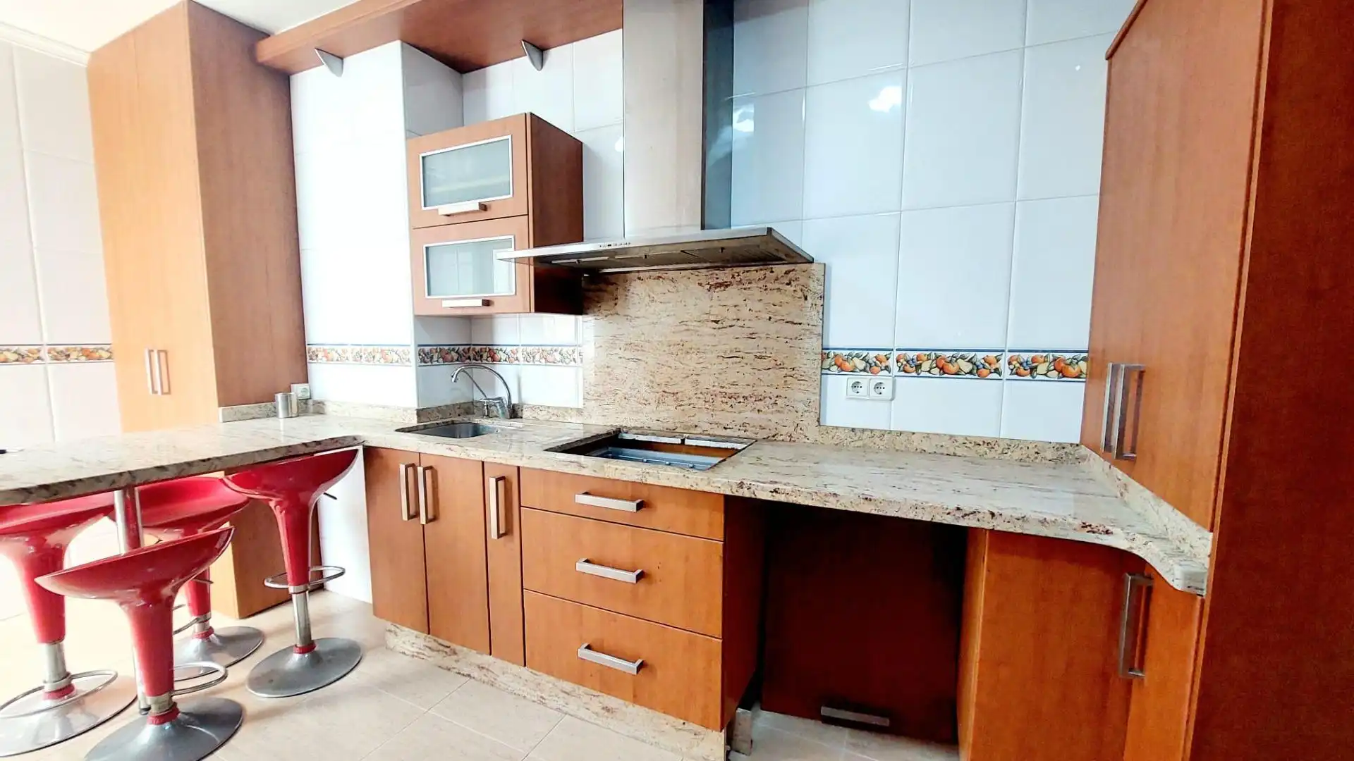 Kitchen of Flat for sale in Murcia  with Storage room and Balcony