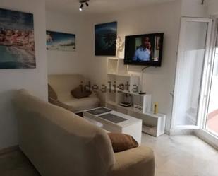 Living room of Flat to rent in  Granada Capital  with Heating, Furnished and Pets allowed