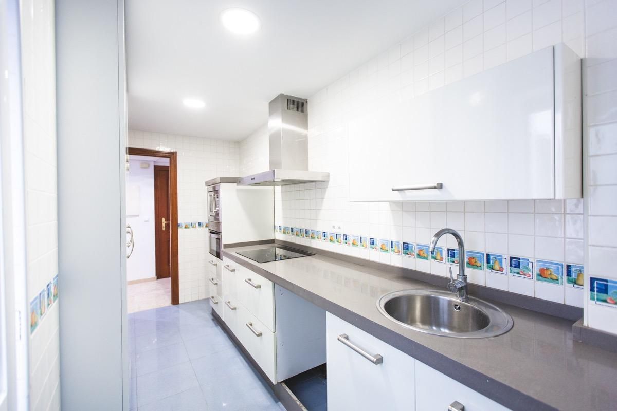 Kitchen of Flat for sale in  Córdoba Capital  with Air Conditioner, Heating and Terrace