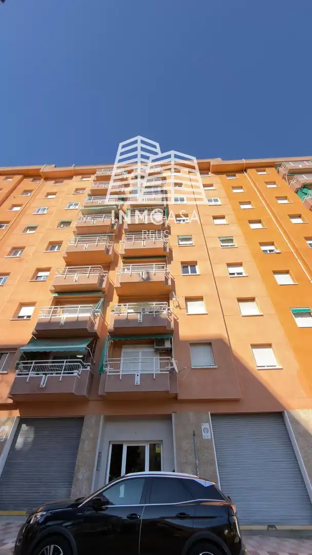 Vista exterior de Piso en venta en Tarragona con Terraza