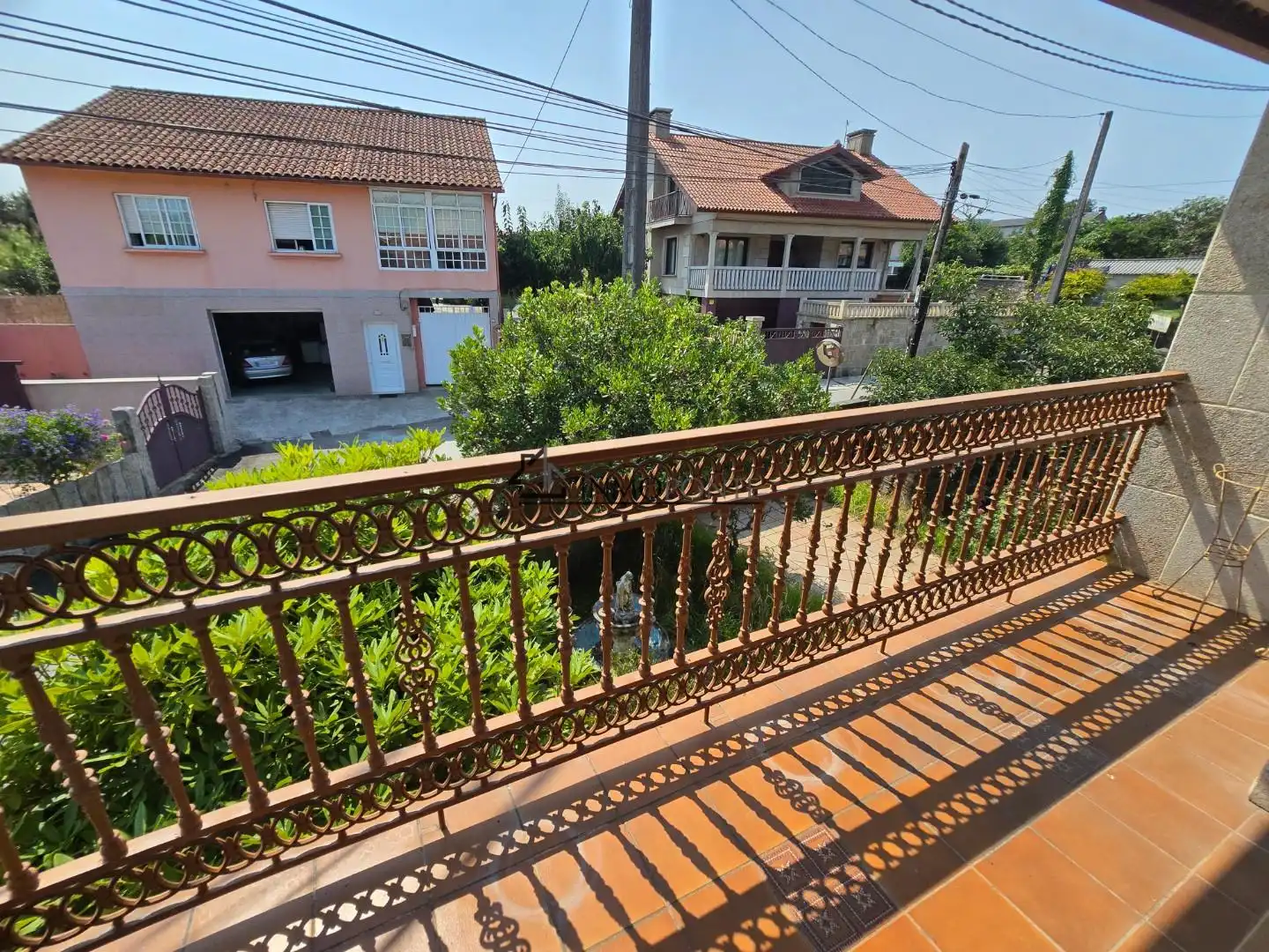 Terrassa de Casa o xalet en venda en Pontevedra Capital  amb Calefacció, Jardí privat i Terrassa