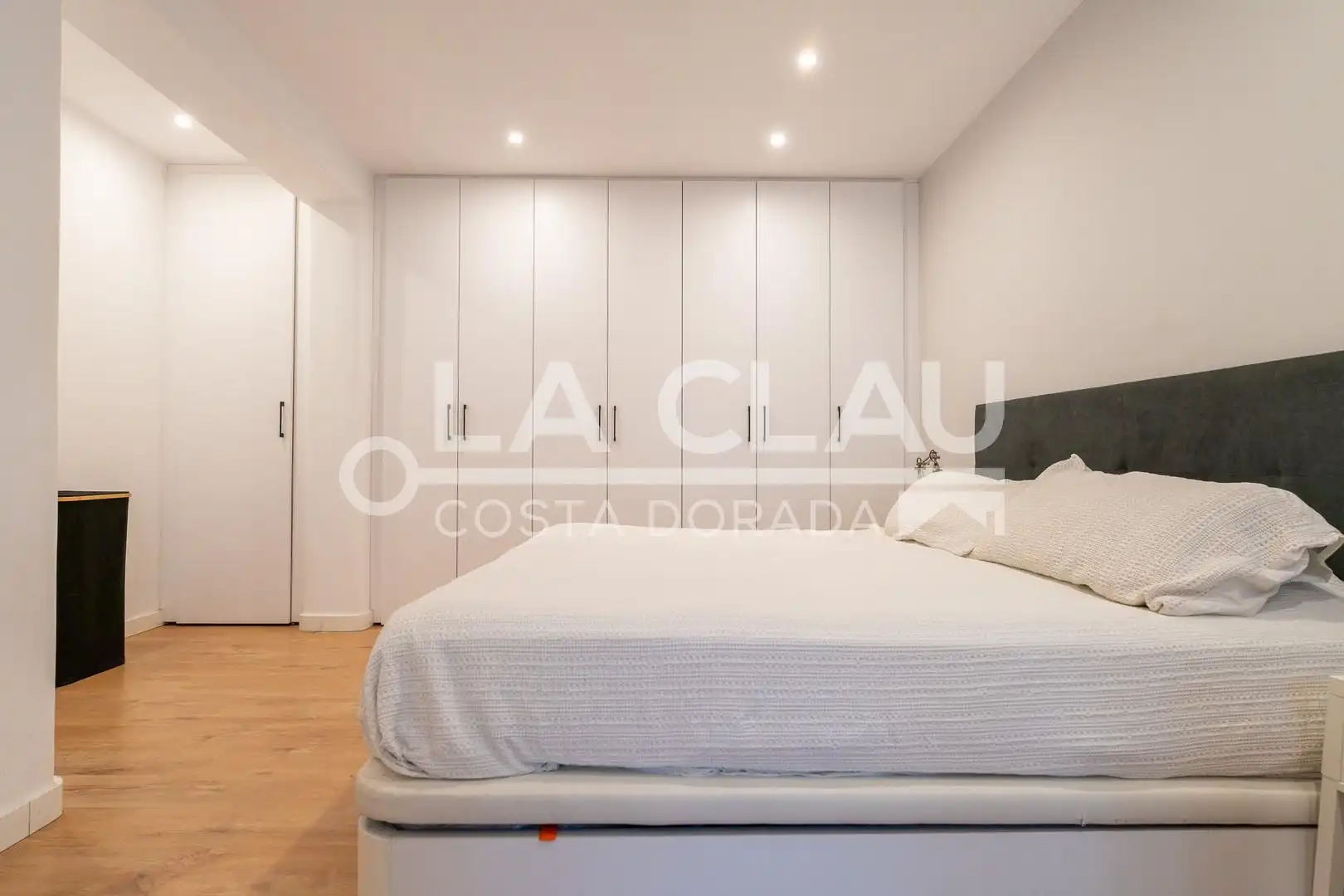 Bedroom of Flat for sale in Tarragona  with Heating, Oven and Microwave