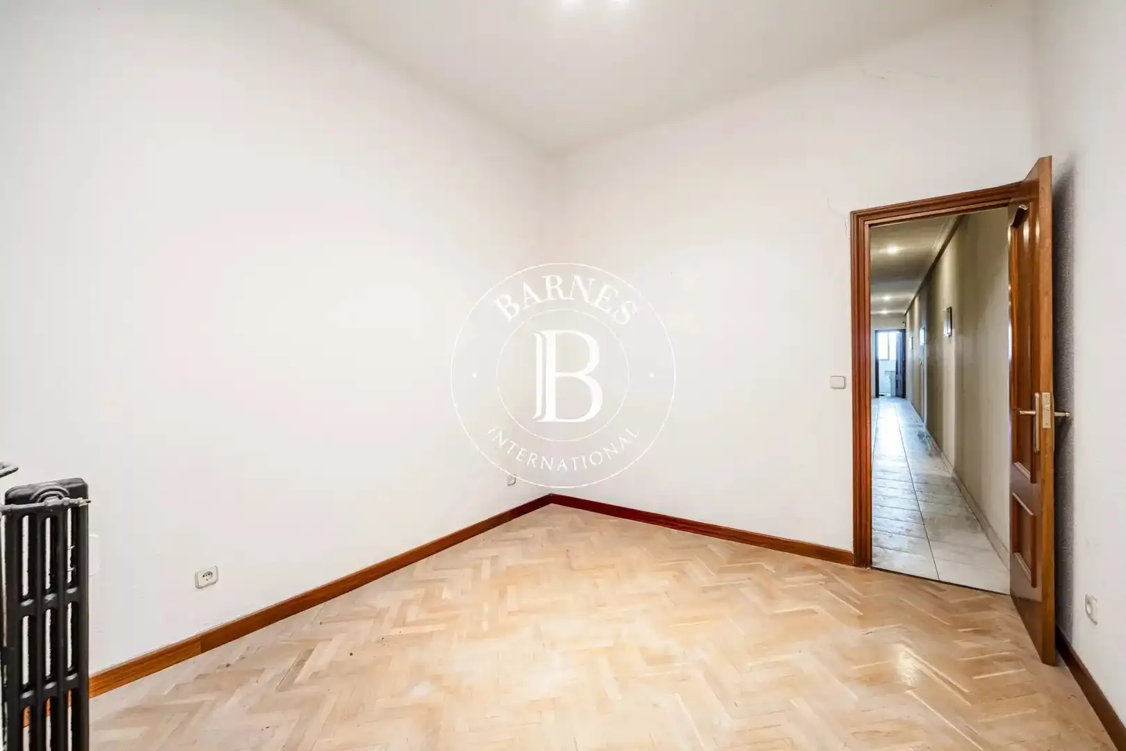 Piso en venta en Madrid con Calefacción y Balcón