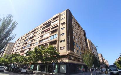 Exterior view of Flat for sale in  Pamplona / Iruña  with Heating, Terrace and Furnished
