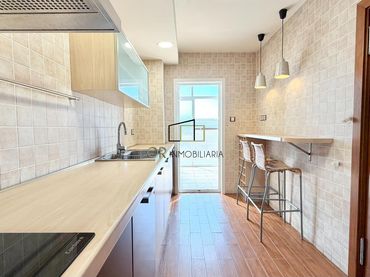 Flat with balcony for sale in Barceloneta -  Molí d'en Rovira