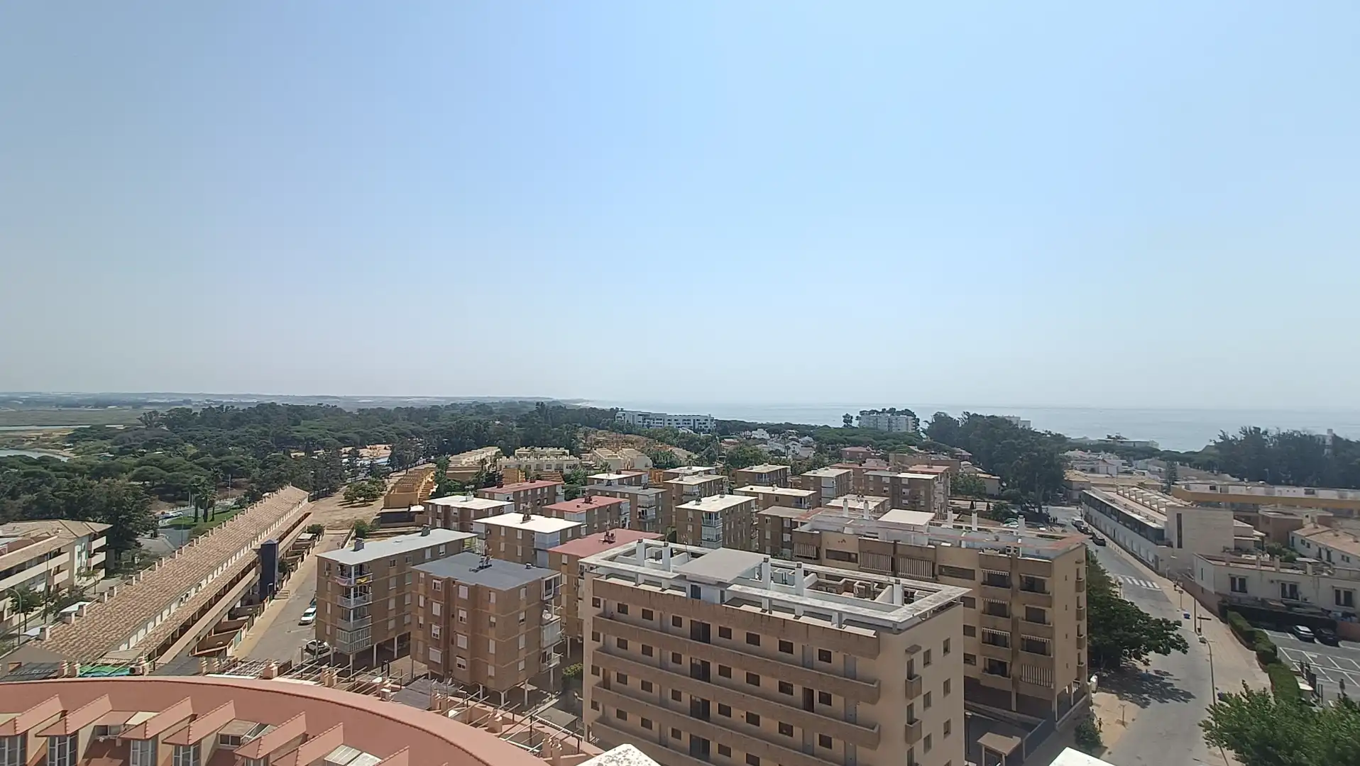 Außenansicht von Wohnung zum Verkauf in Isla Cristina mit Terrasse, Möbliert und Mikrowelle