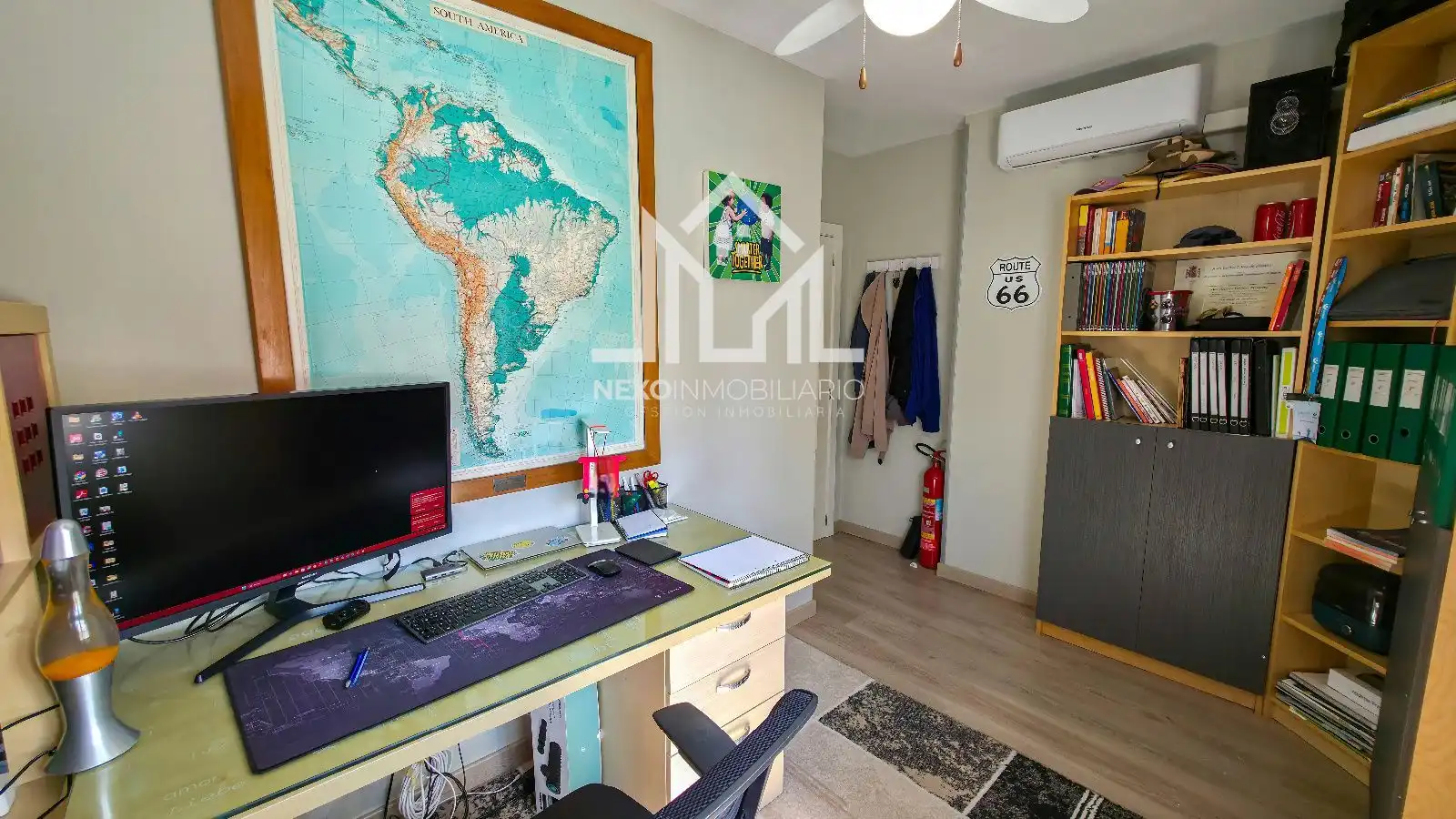 Casa aparellada amb piscina en venda a Gladiolos, imagen 36