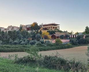 Casa o xalet en venda en Arnes amb Calefacció, Jardí privat i Terrassa