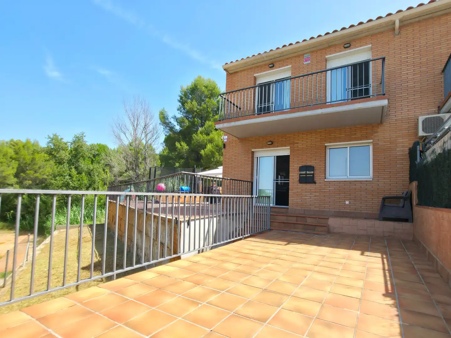 Vista exterior de Casa o chalet en venta en Abrera con Aire acondicionado, Calefacción y Jardín privado