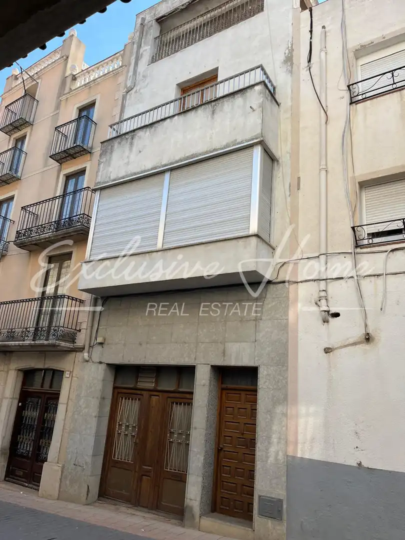 Vista exterior de Casa adosada en venda en La Jana amb Traster, Moblat i Balcó