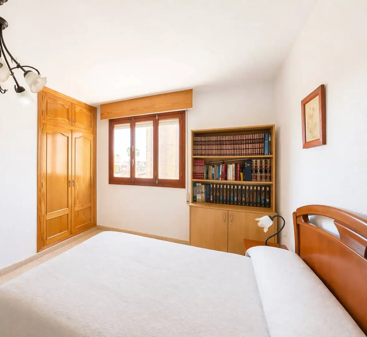 Habitación de Piso en venta en Catral con Calefacción y Amueblado