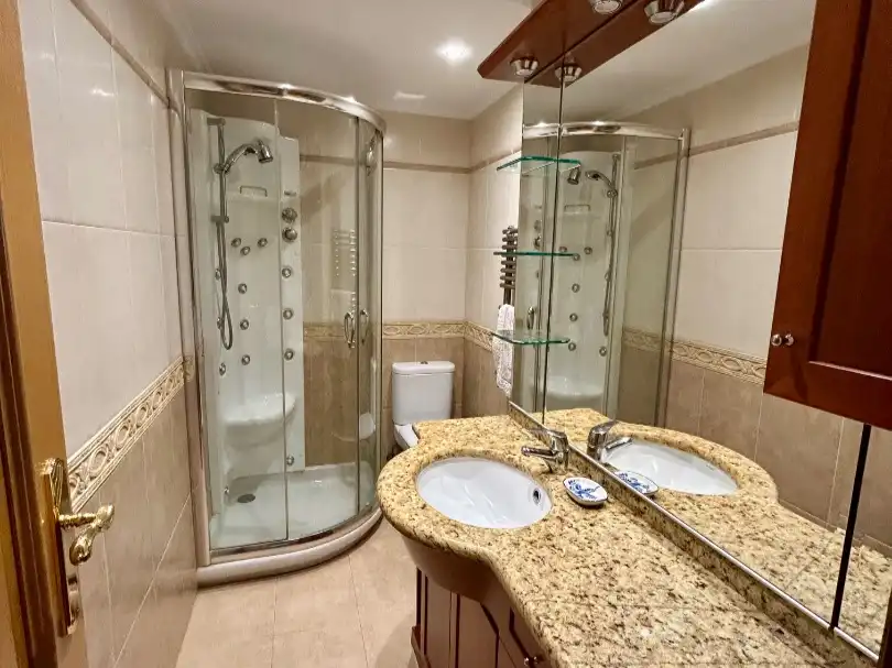 Bathroom of Flat for sale in Lezo, Gipuzkoa