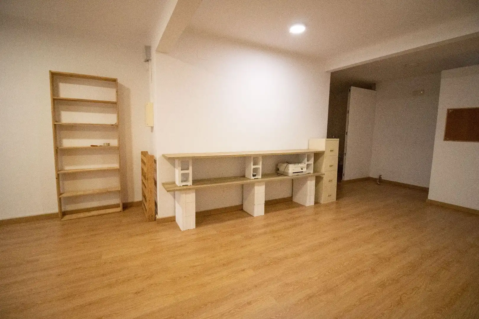 Business premises to rent in Pou, imagen 6
