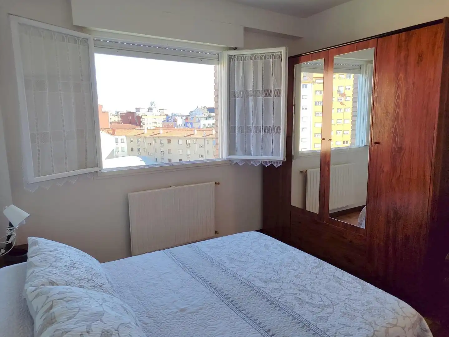 Bedroom of Flat for rent in Oviedo   with Heating and Furnished