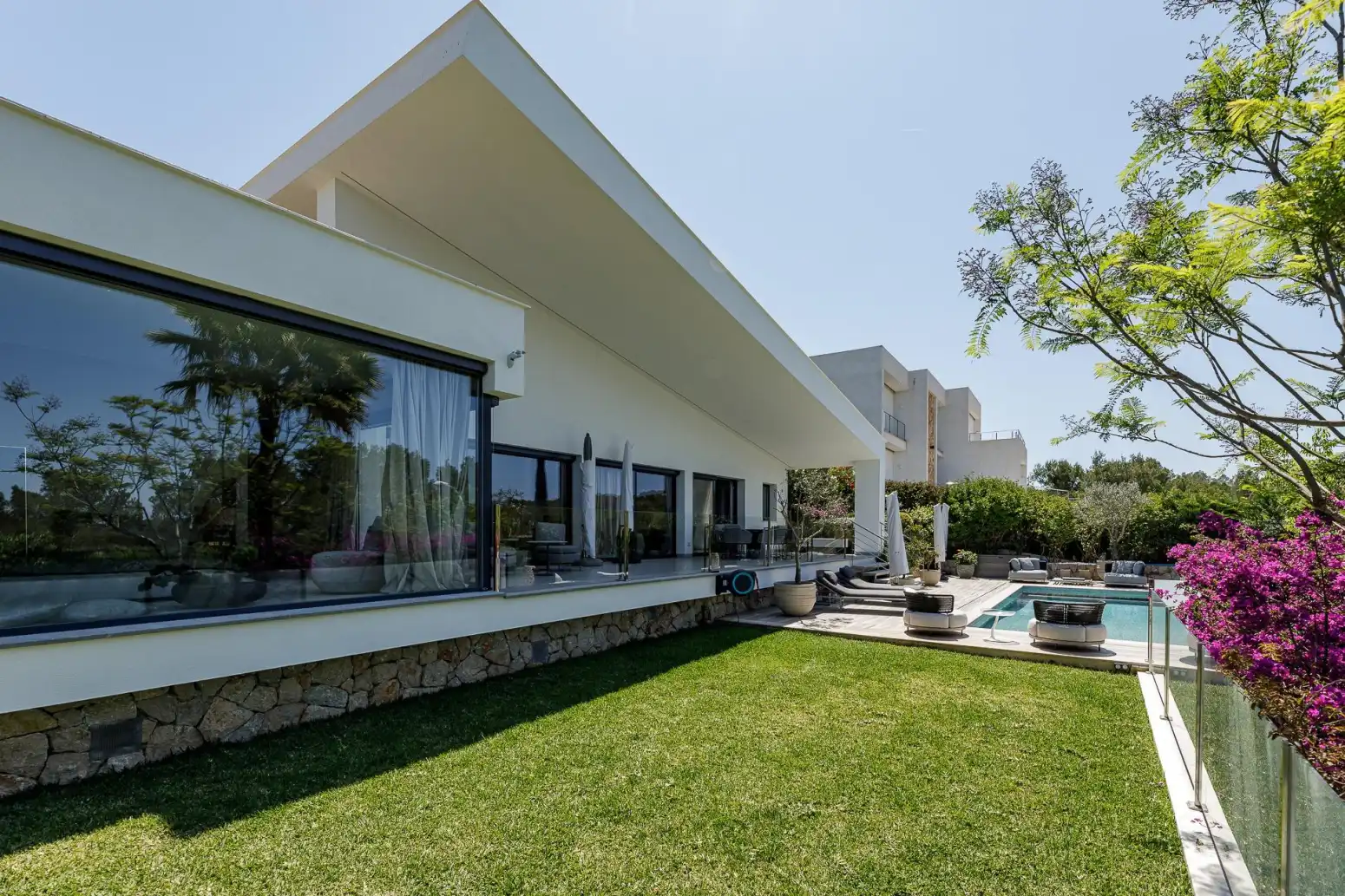 Vista exterior de Casa o xalet en venda en Calvià amb Aire condicionat, Calefacció i Parquet