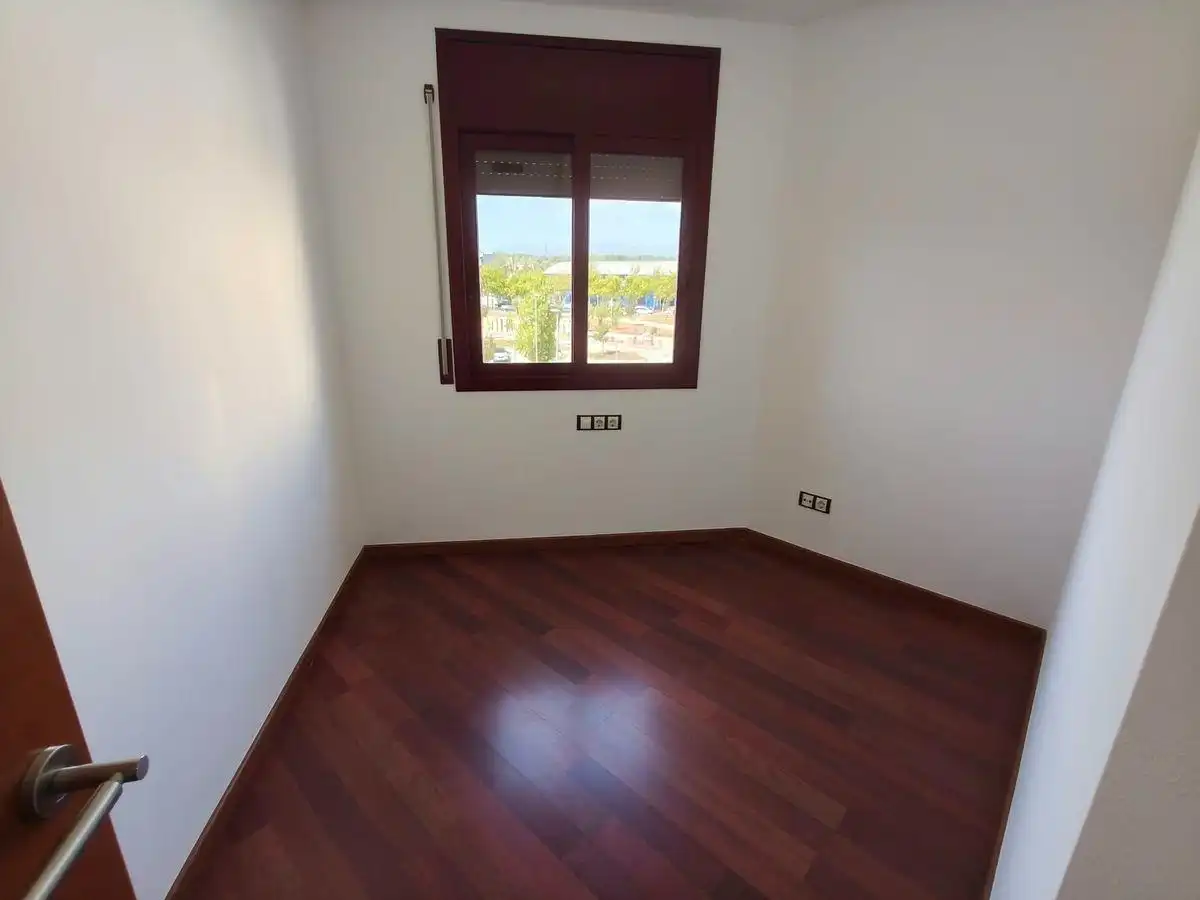 Flat with terrace for sale in Zona Hospital, imagen 11