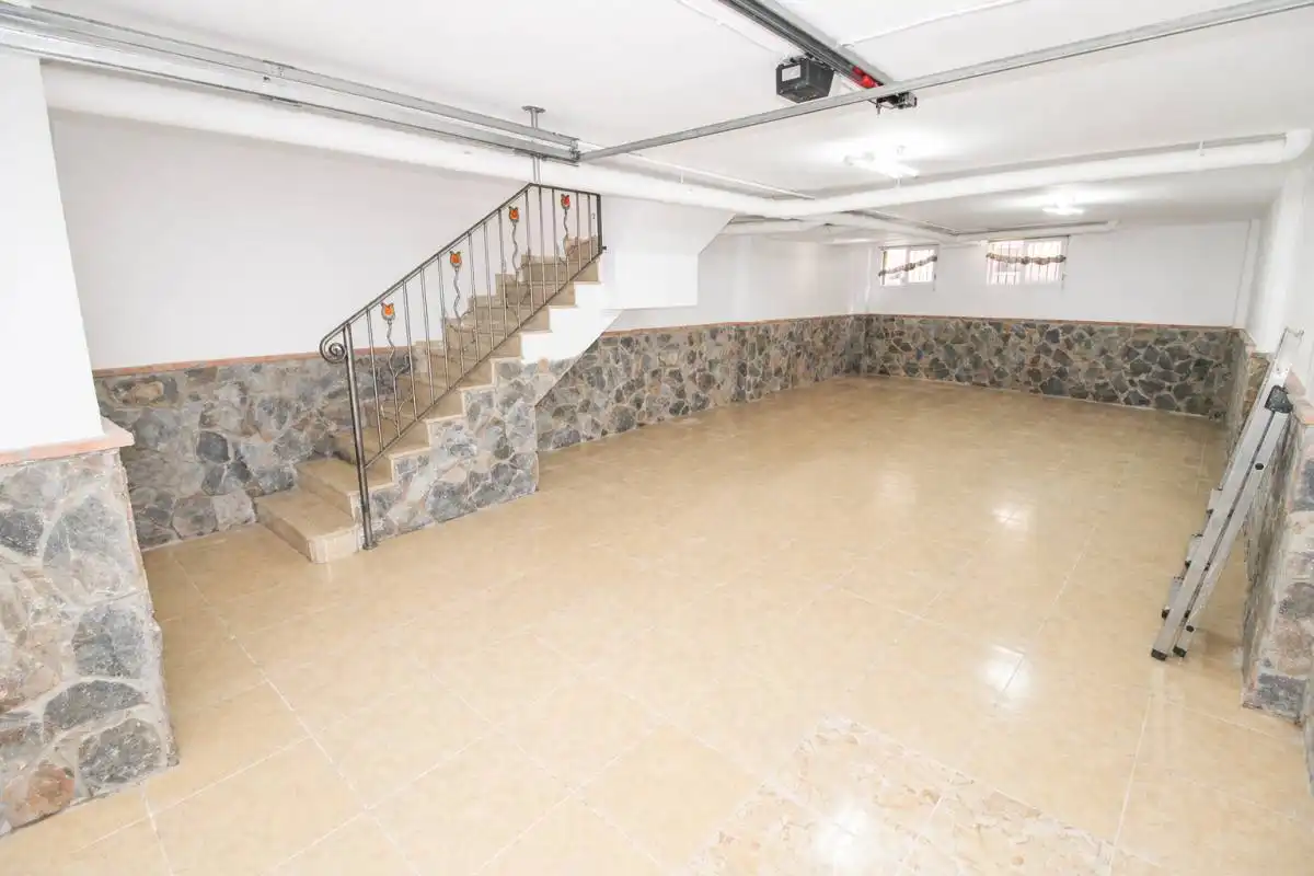 Dúplex en venda en Catral amb Calefacció, Terrassa i Traster