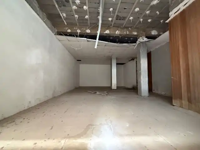 Business premises for sale in Carrer del Treball 10, imagen 4