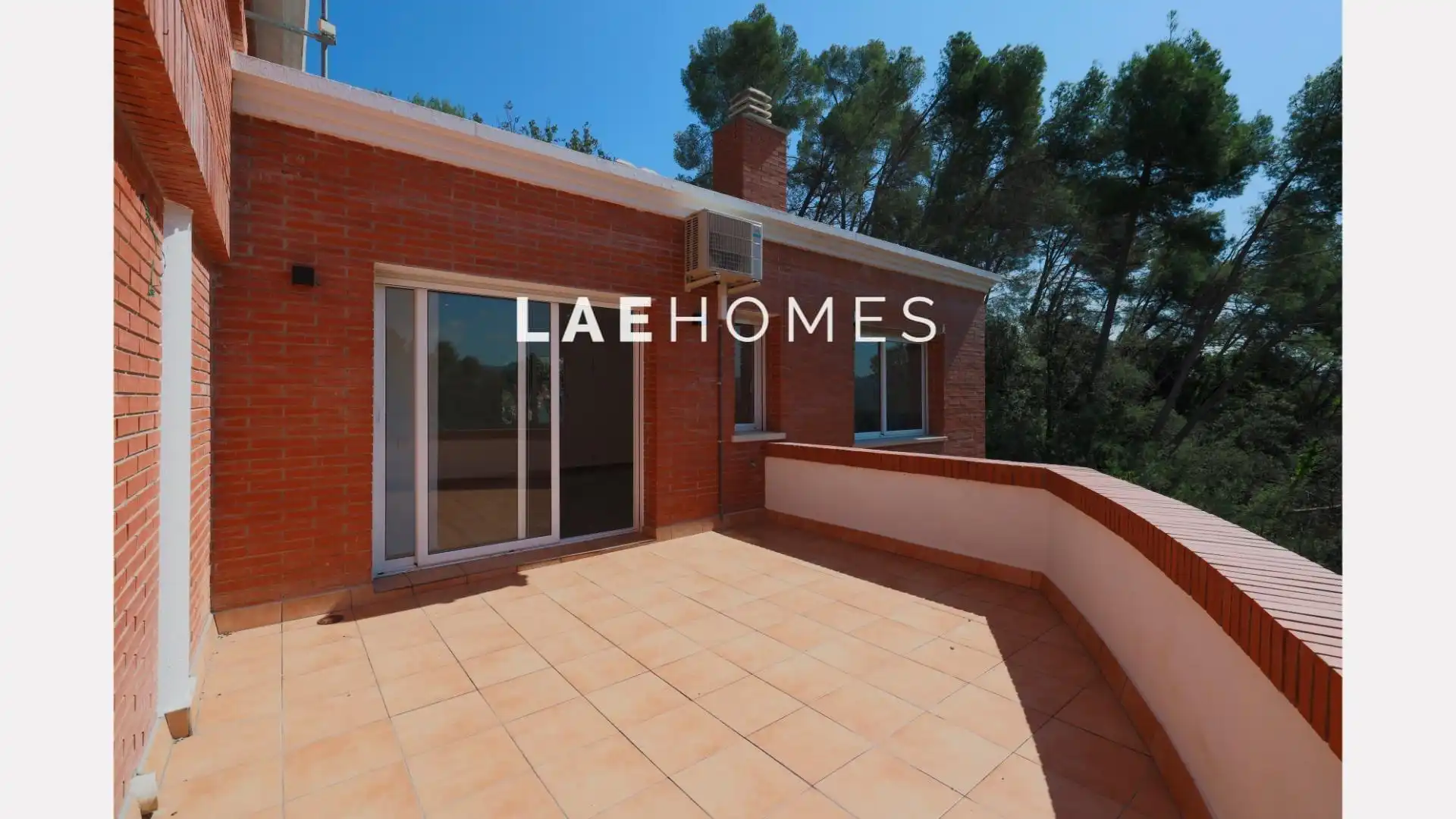 Haus oder Chalet zur Miete in Carrer BEETHOVEN (C.COLL), Corbera de Llobregat