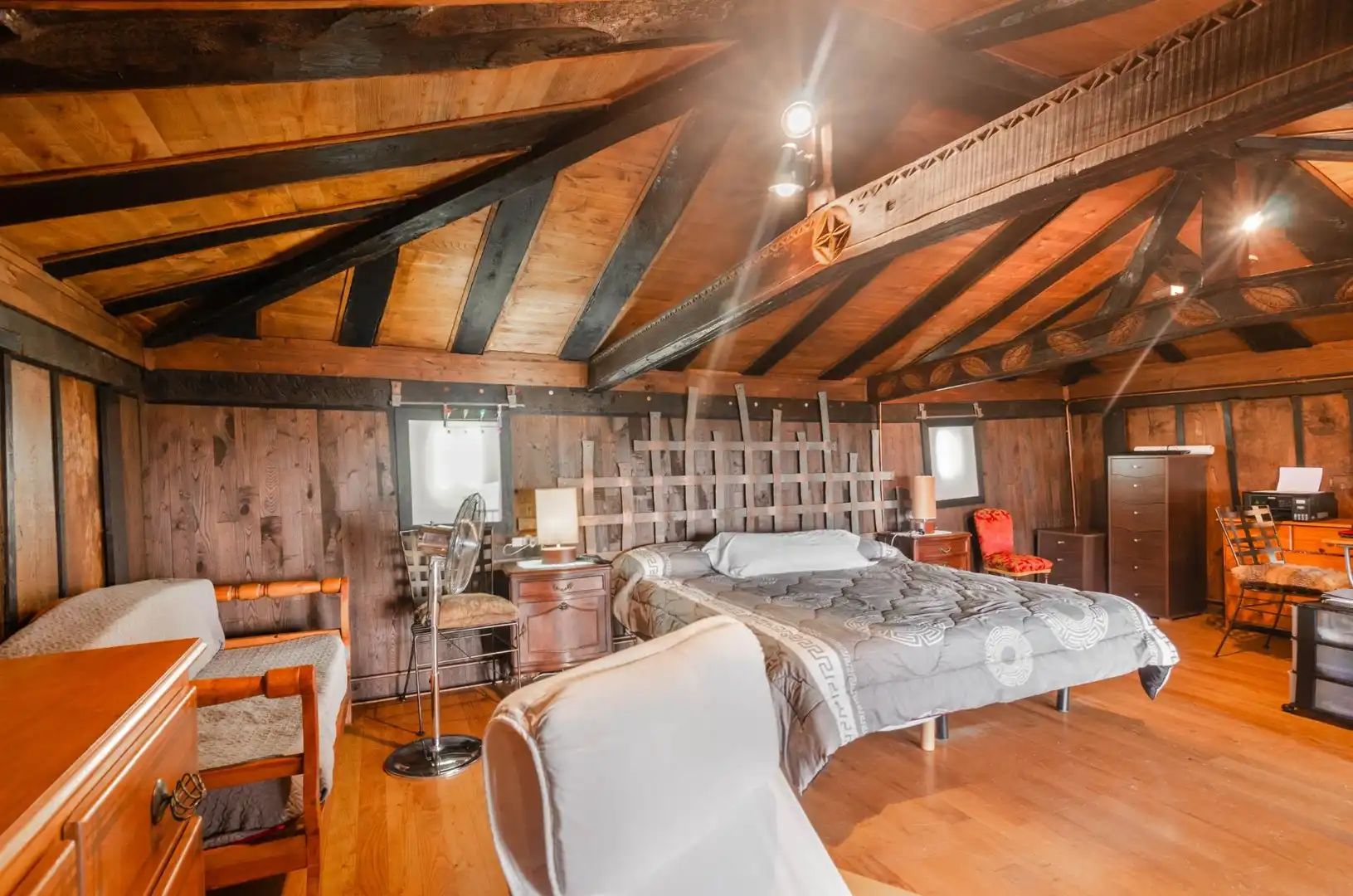 Habitación de Edificio en venta en Parres, Asturias
