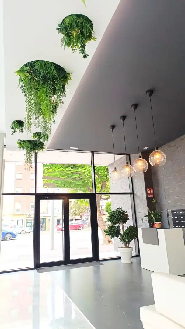 Wohnung zum Verkauf in Murcia mit Privatgarten, Terrasse und Abstellraum