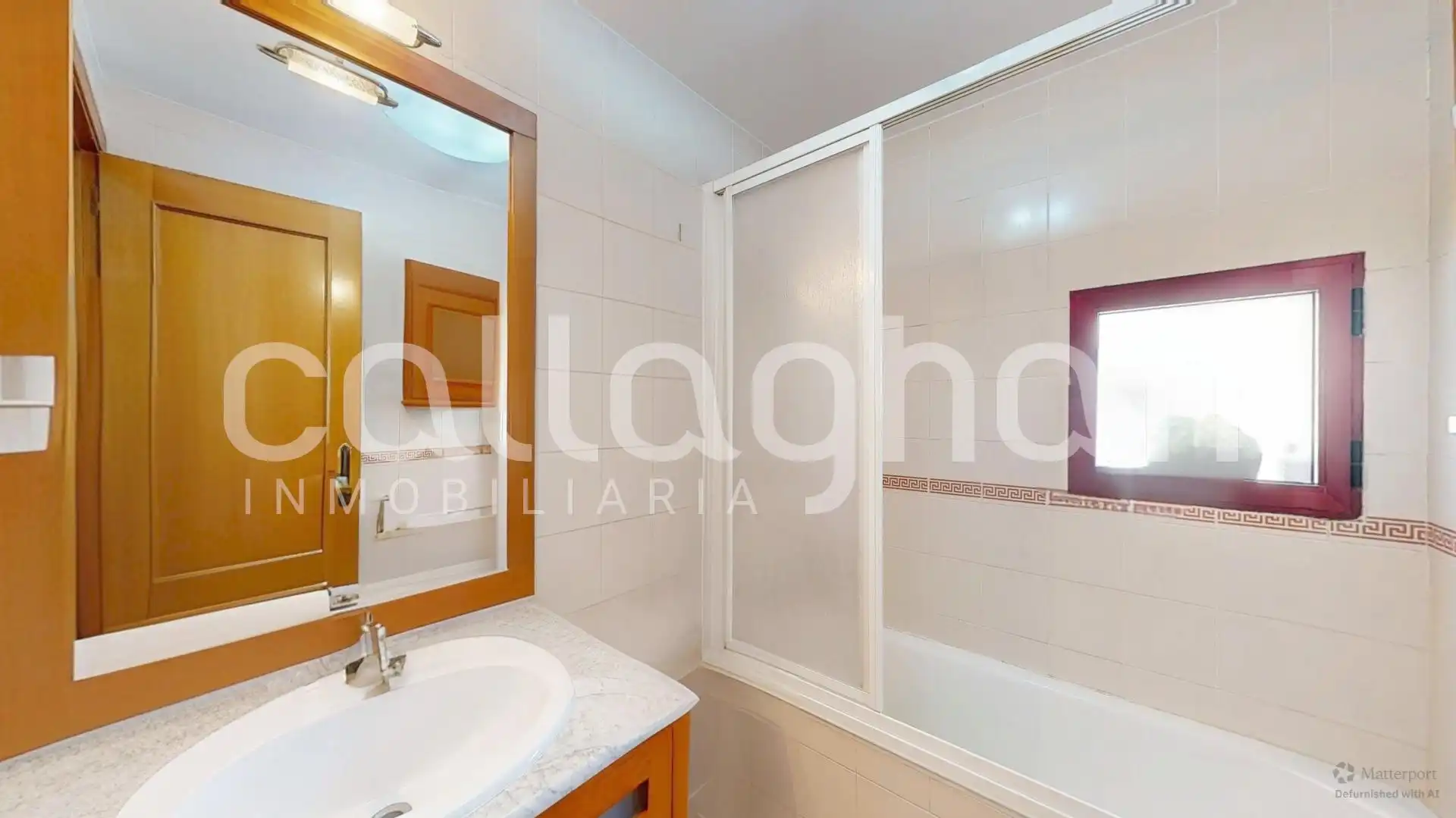 Badezimmer von Einfamilien-Reihenhaus zum Verkauf in Canet d'En Berenguer mit Klimaanlage, Heizung und Privatgarten