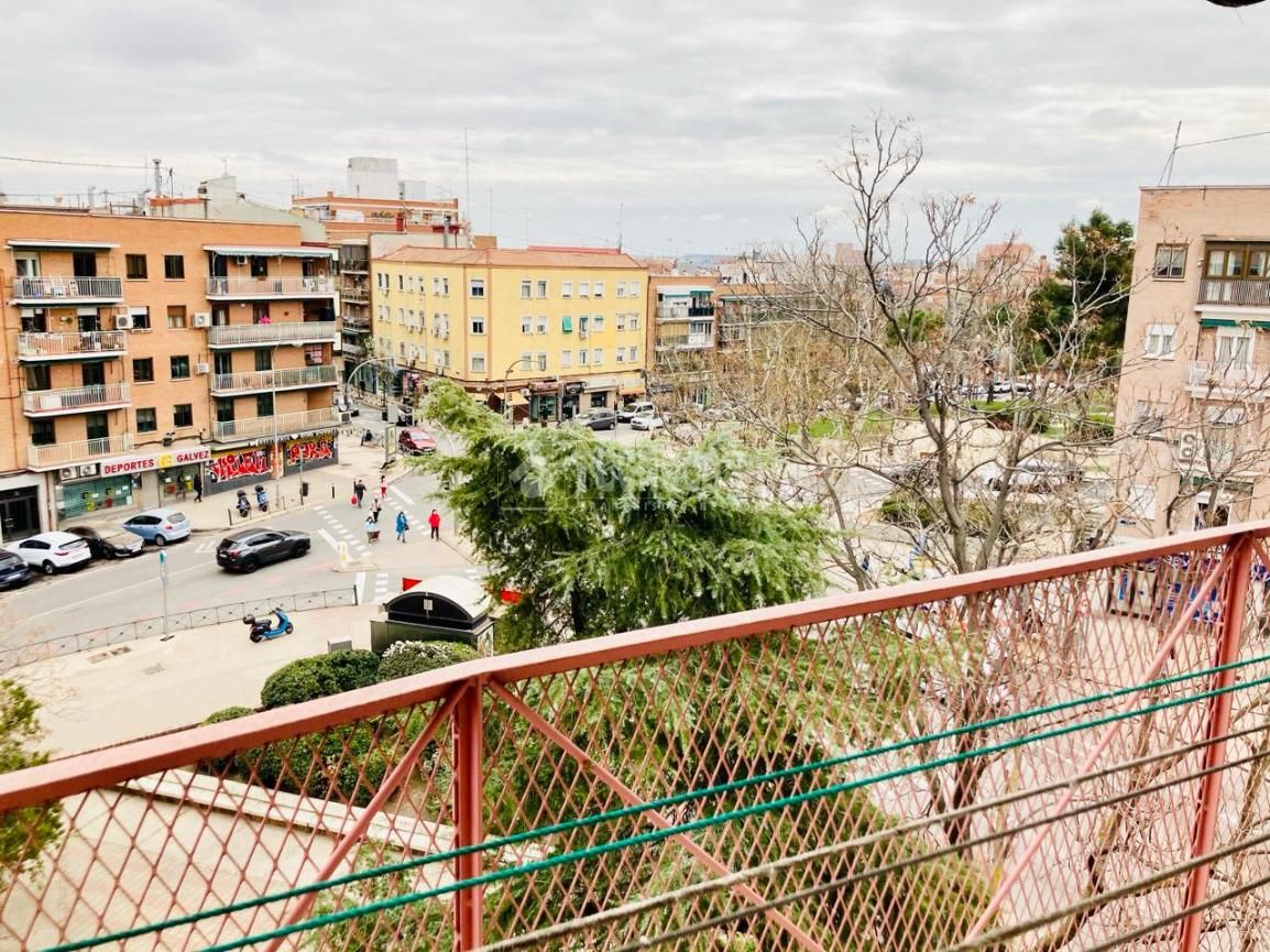 Exterior view of Flat for sale in  Madrid Capital