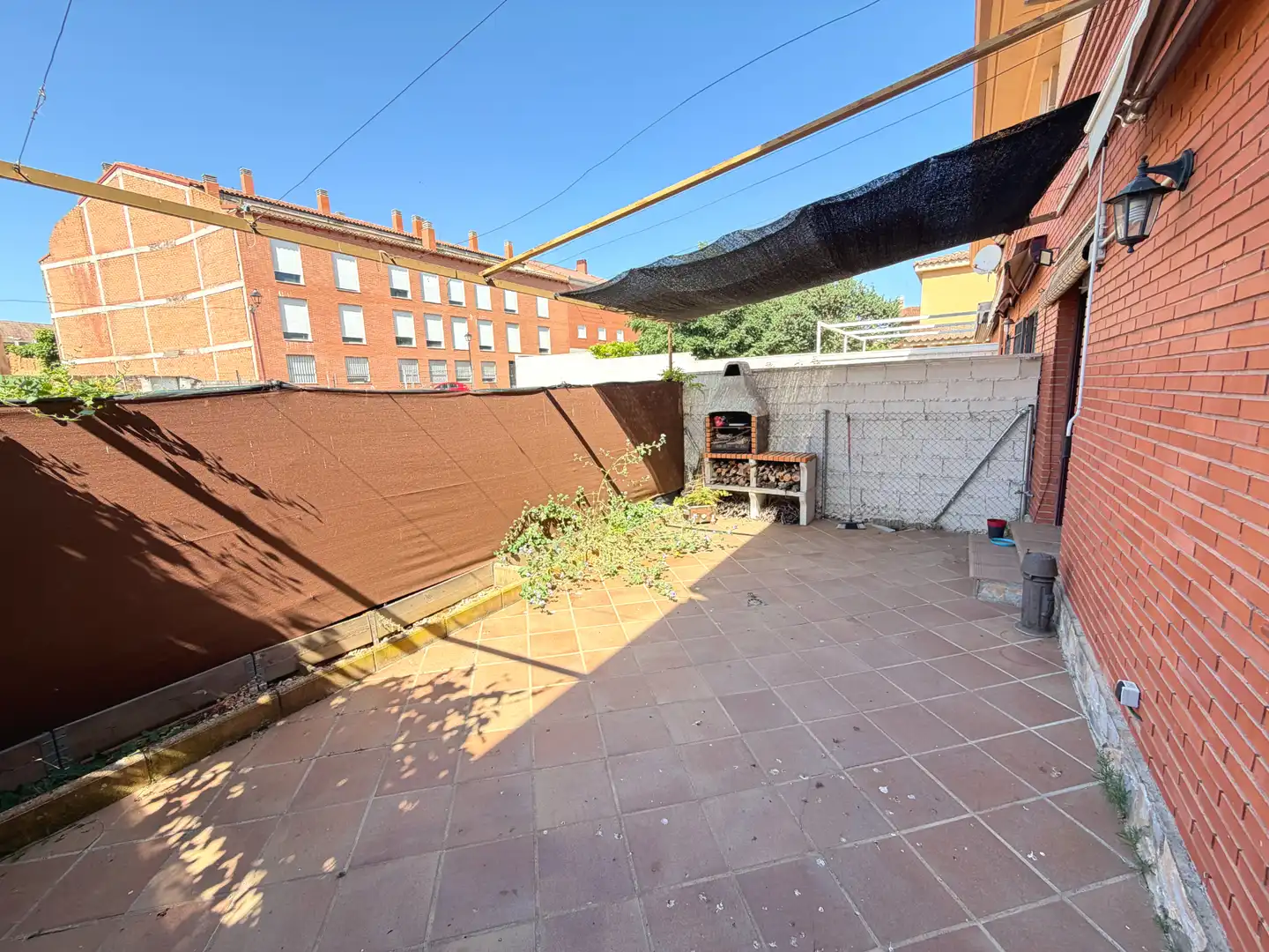 Terraza de Casa adosada en venta en Yunquera de Henares con Aire acondicionado, Calefacción y Jardín privado