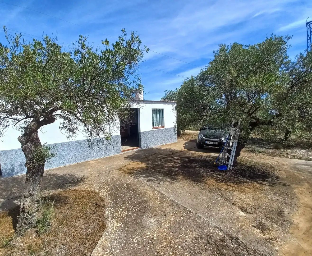 Exterior view of Country homes for sale in Yunquera