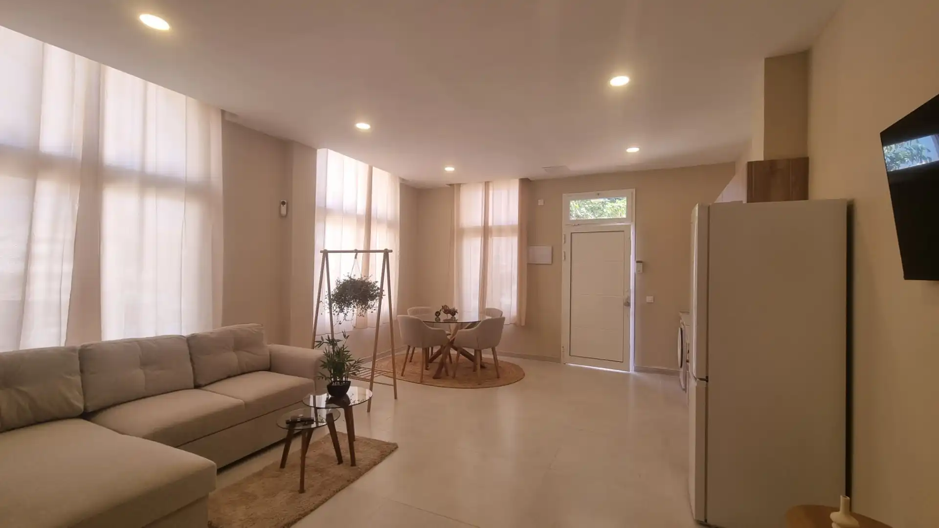 Sala de estar de Estudio en venta en Arona con Aire acondicionado, Amueblado y Horno