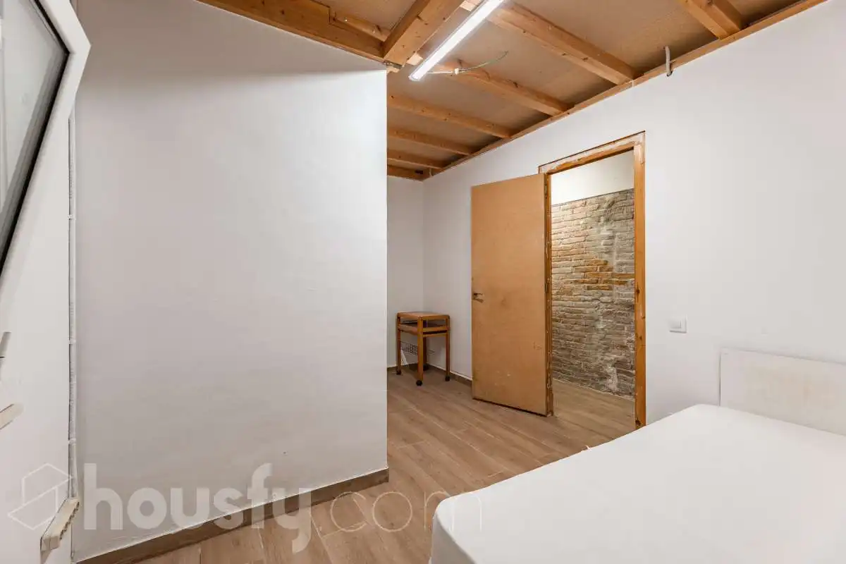 Bedroom of Flat for sale in L'Hospitalet de Llobregat