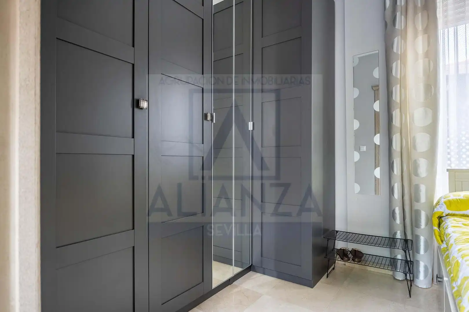Bedroom of Flat for sale in Camas  with Air Conditioner, Heating and Terrace