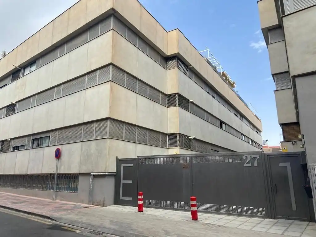 Vista exterior de Apartamento de alquiler en Armilla con Calefacción y Piscina comunitaria
