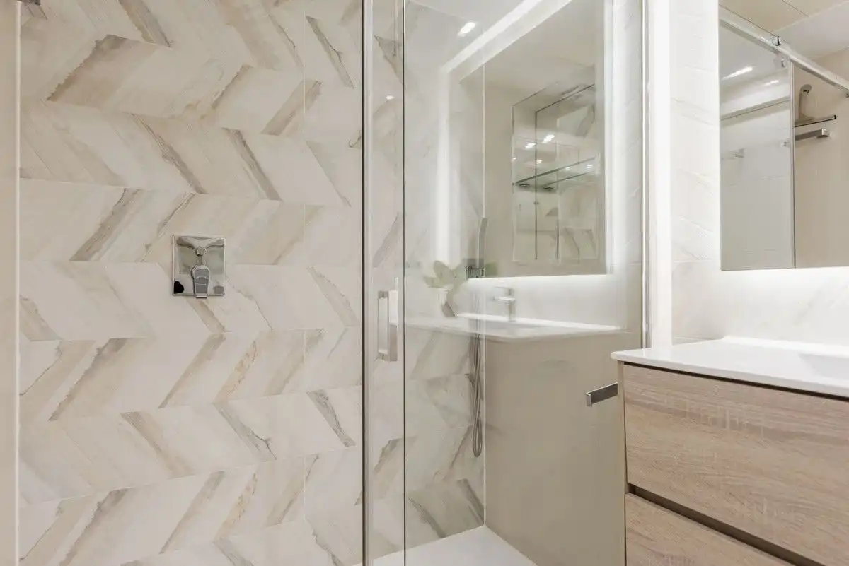 Apartamento con terraza en venta en Selwo, imagen 21