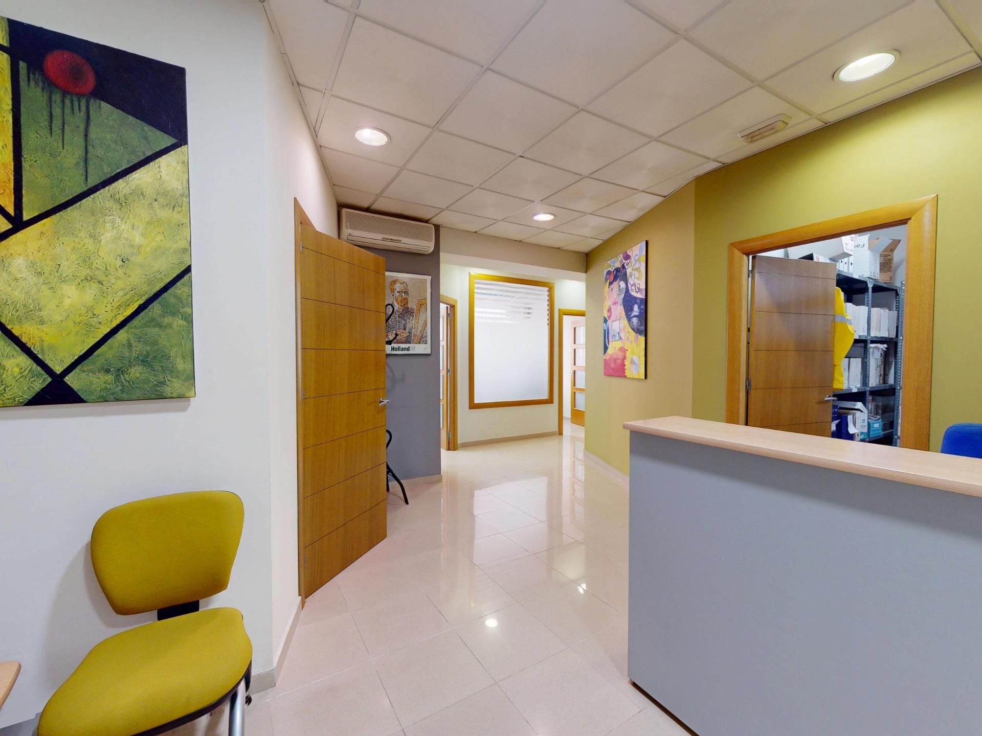 Office for sale in Torremolinos