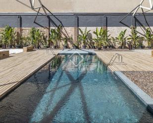 Swimming pool of Flat to rent in  Barcelona Capital  with Air Conditioner, Terrace and Swimming Pool