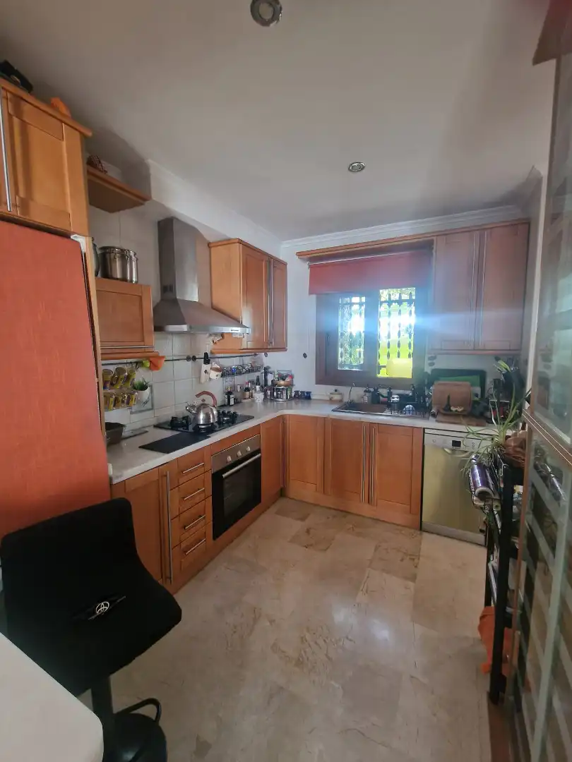 Cuina de Casa adosada en venda en Orihuela amb Aire condicionat, Jardí privat i Terrassa